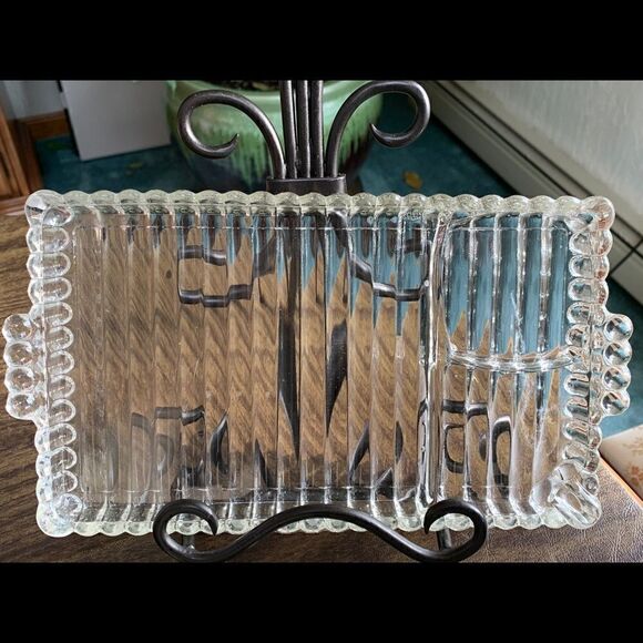 4 Vintage Luncheon or Snack Plates - Picture 2 of 2